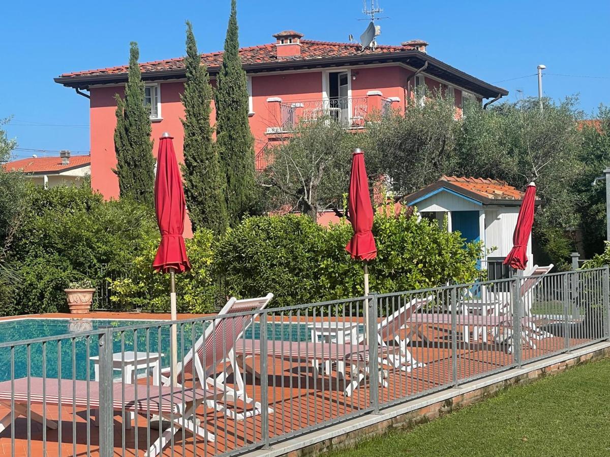 In Versilia Seravezza Εξωτερικό φωτογραφία
